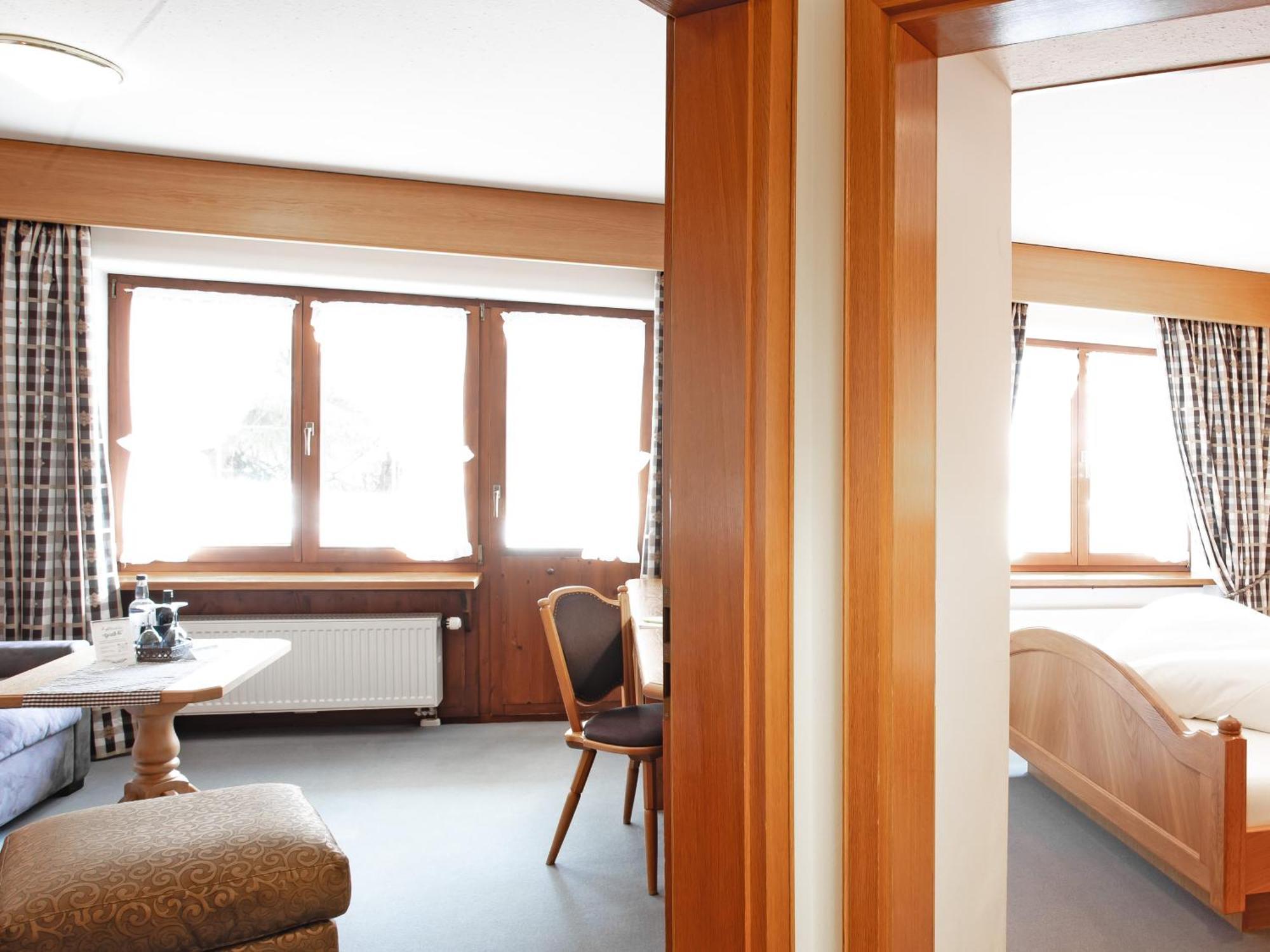 Hotel Bergruh โอเบอร์สทดอร์ฟ ภายนอก รูปภาพ