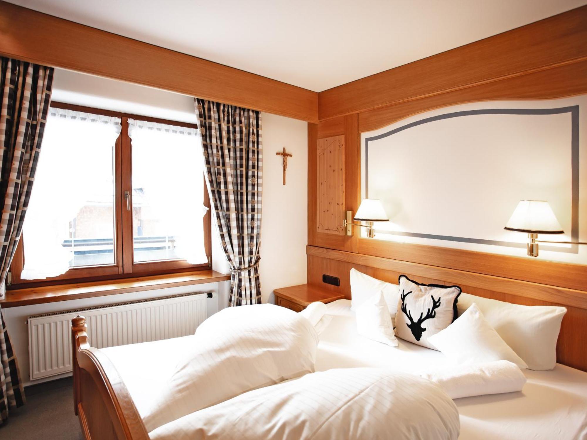 Hotel Bergruh โอเบอร์สทดอร์ฟ ภายนอก รูปภาพ