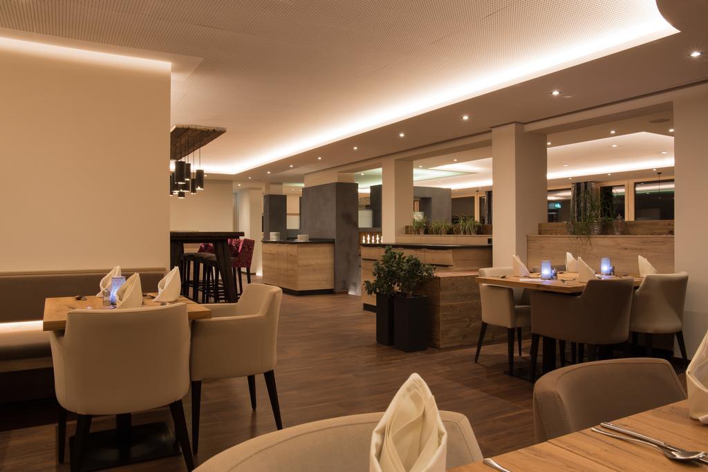 Hotel Bergruh โอเบอร์สทดอร์ฟ ภายนอก รูปภาพ